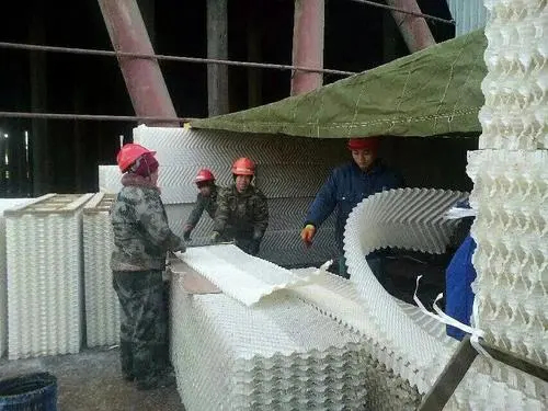 冷却塔如何进行安全操作？