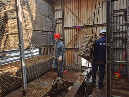 冷却塔如何进行安全操作？